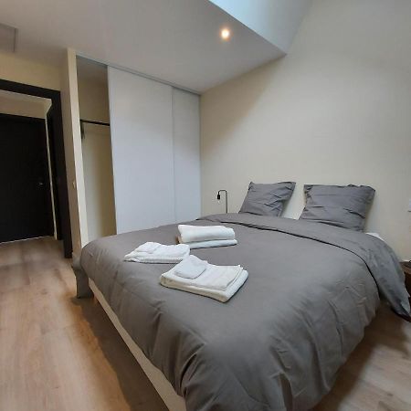 Charmant Et Spacieux Appartement A Quelques Pas Du Lac Duingt Exteriör bild
