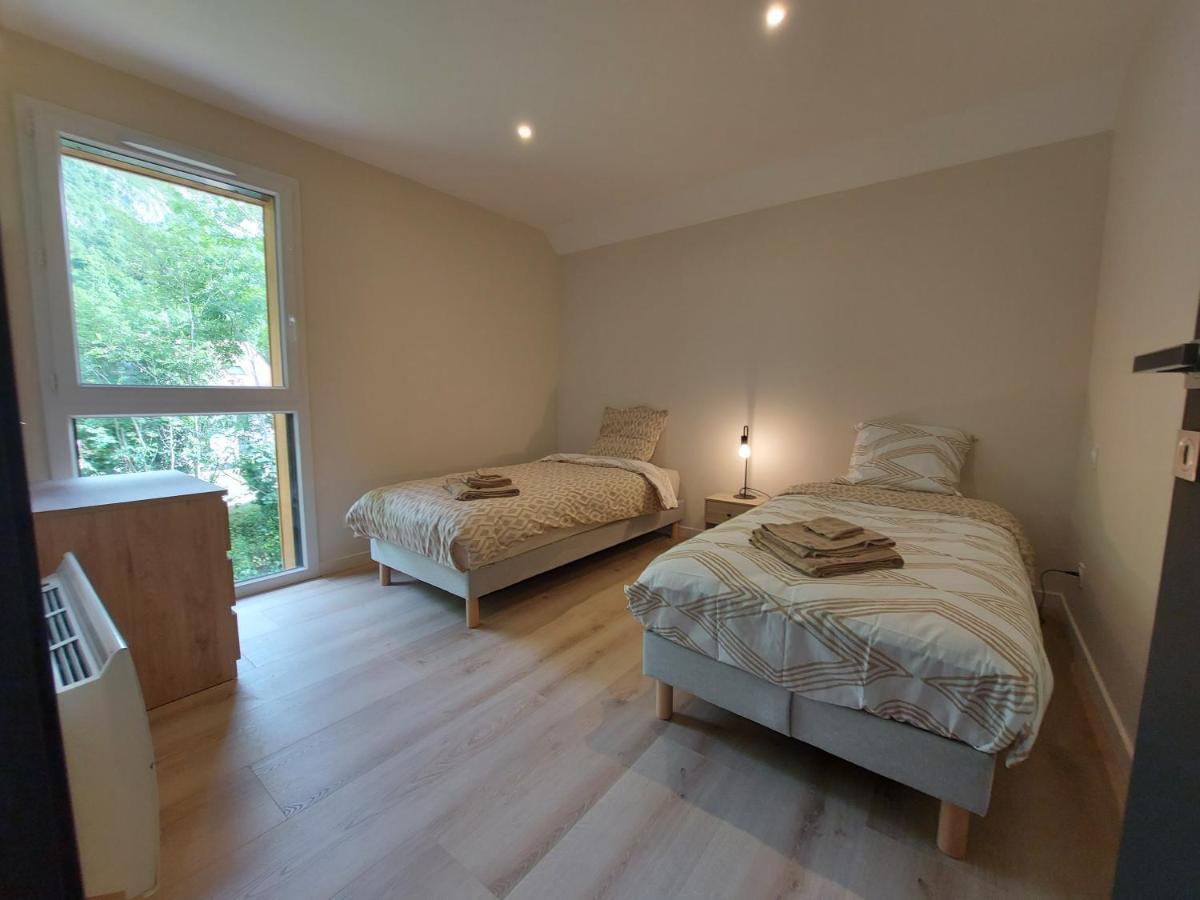 Charmant Et Spacieux Appartement A Quelques Pas Du Lac Duingt Exteriör bild